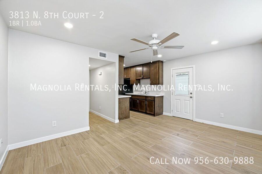 3813 N 8th Ct #2 - Photo 5 of 12