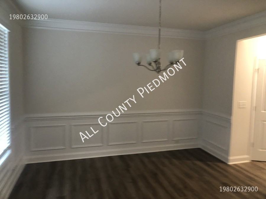 1509 Cambria Ct - Photo 5 of 10