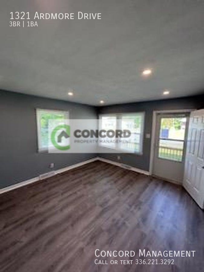 1321 Ardmore Dr - Photo 5 of 16