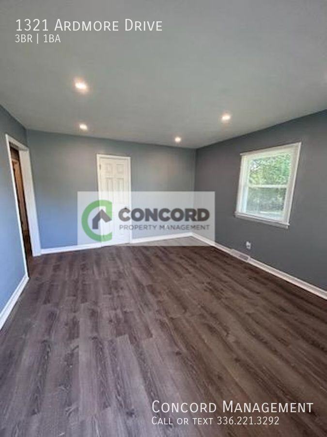 1321 Ardmore Dr - Photo 6 of 16