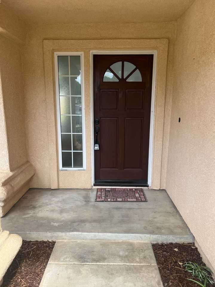 1830 Zircon Ave - Photo 2 of 20
