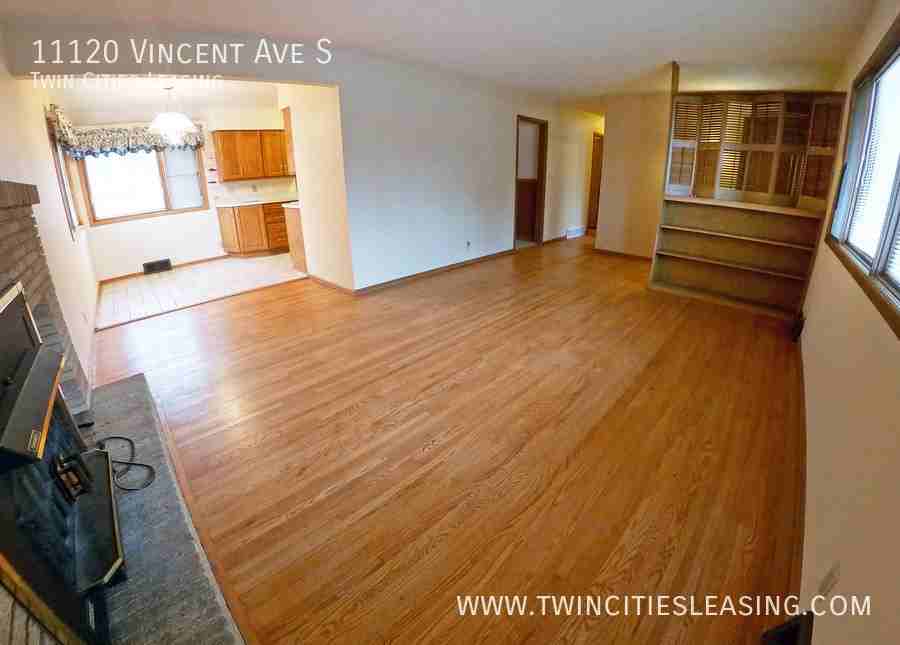 11120 Vincent Ave S - Photo 7 of 23
