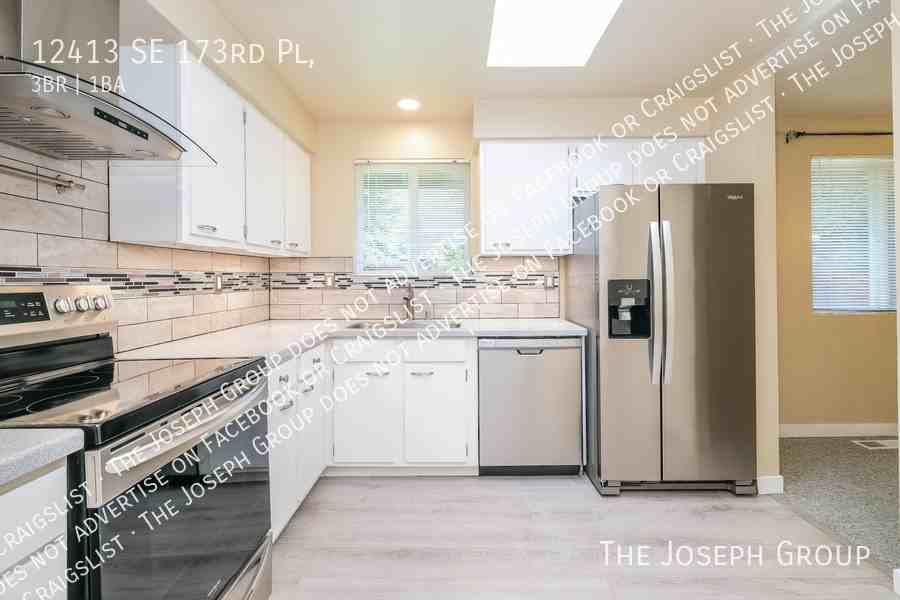 12413 Se 173rd Pl - Photo 7 of 16