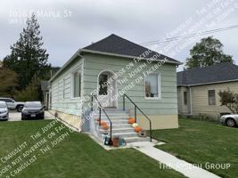 featured image of 1016 E Maple St