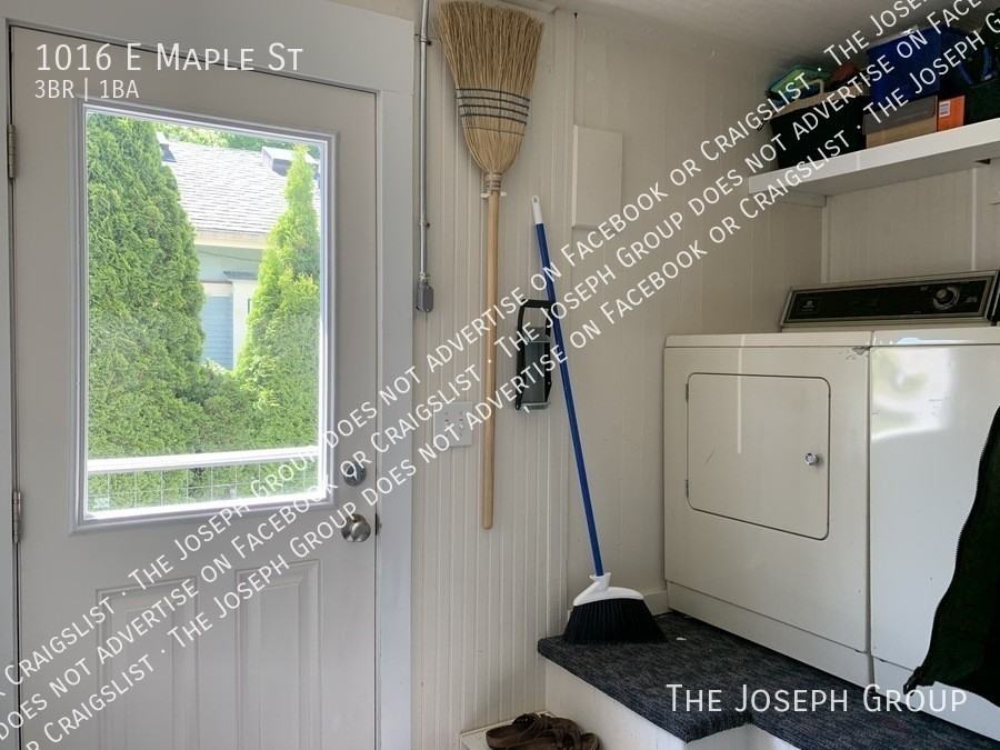 1016 E Maple St - Photo 7 of 17