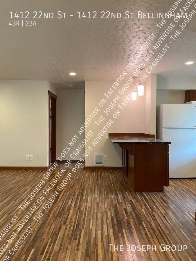 1412 22nd St - Photo 2 of 16