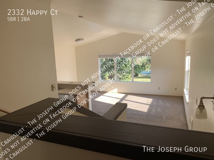 2332 Happy Ct - Photo 3 of 9
