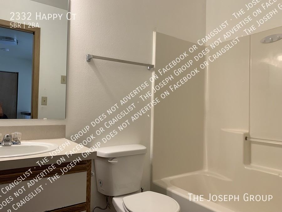 2332 Happy Ct - Photo 6 of 9