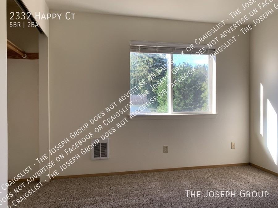 2332 Happy Ct - Photo 7 of 9