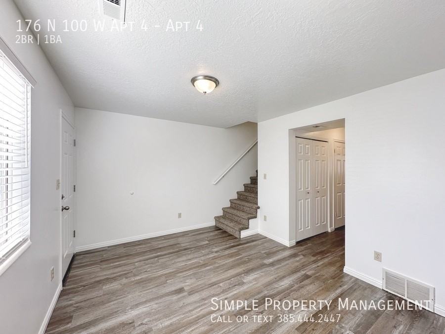 176 N 100 W Apt 4 #4 - Photo 2 of 27