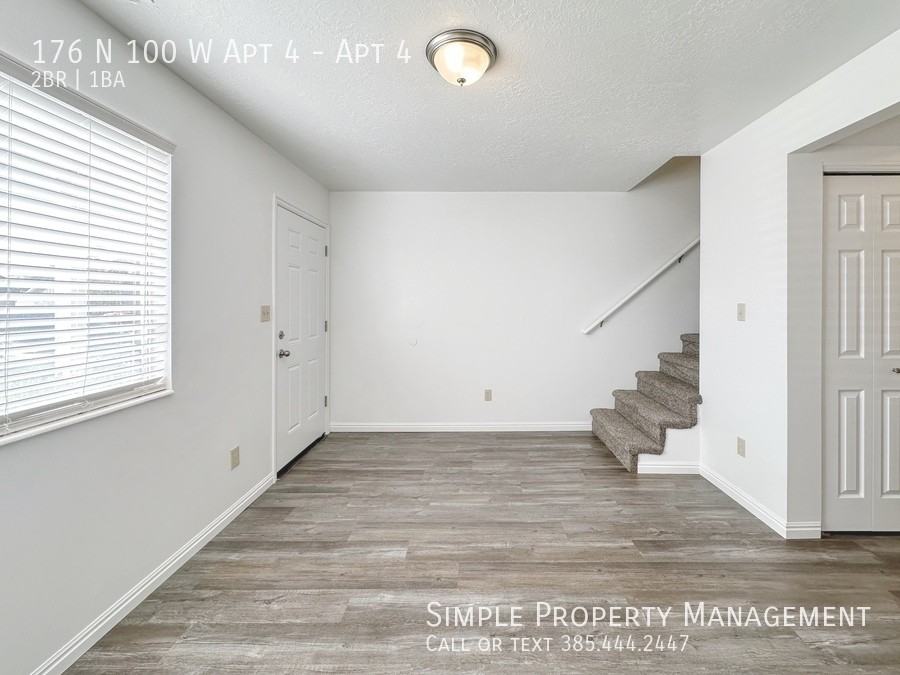 176 N 100 W Apt 4 #4 - Photo 3 of 27