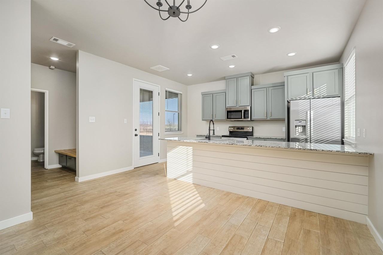 Jupiter Lane #603 - Photo 6 of 43