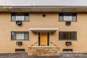 featured image of 1121 Waukegan Rd #5