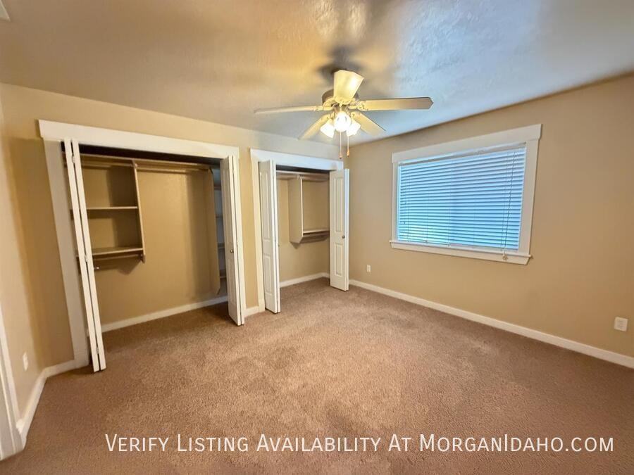 4512 Julie St - Photo 6 of 11