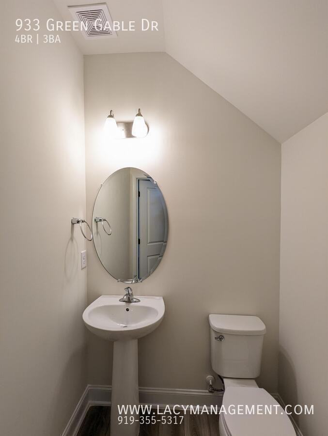 933 Green Gable Dr - Photo 6 of 19