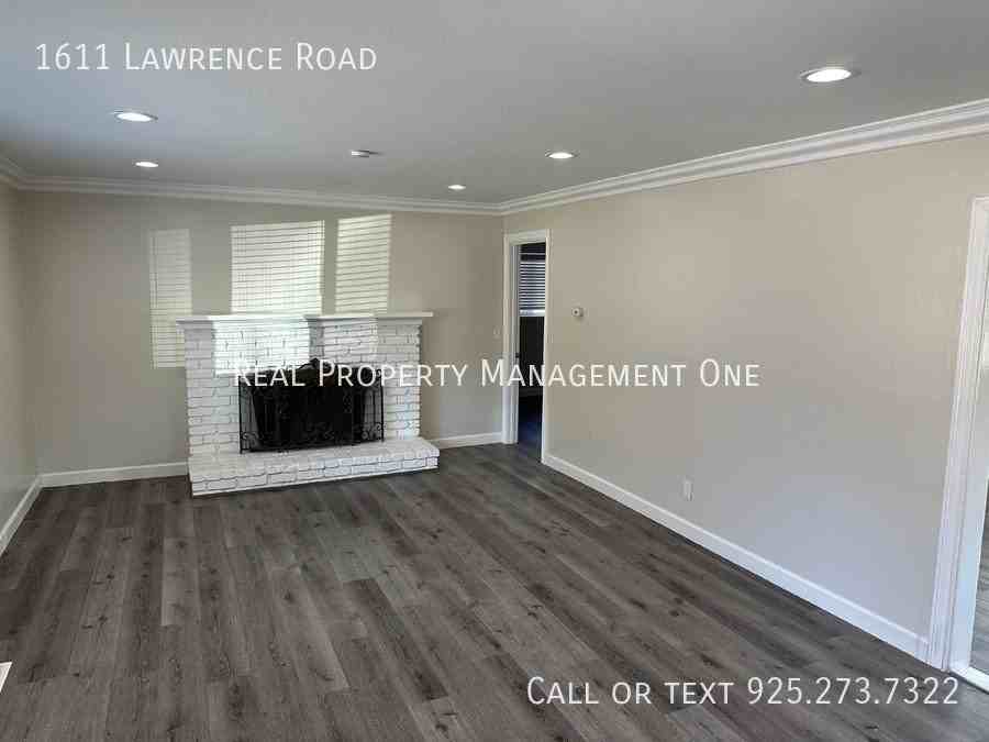 1611 Lawrence Rd - Photo 6 of 26