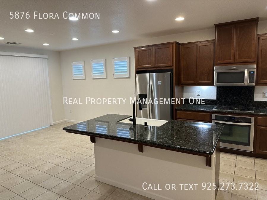 5876 Flora Cmn - Photo 7 of 32