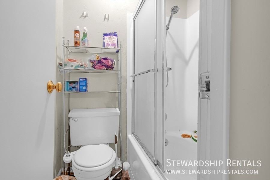 1827 Harris St #214 - Photo 7 of 8