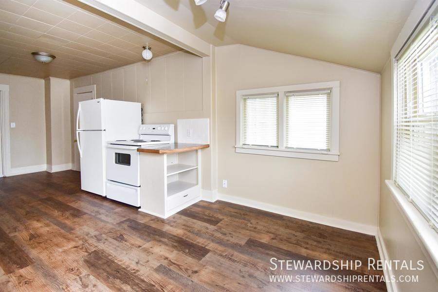 610 E 8th Ave #2 - Photo 4 of 14