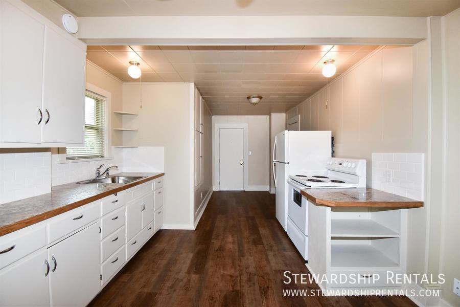 610 E 8th Ave #2 - Photo 5 of 14