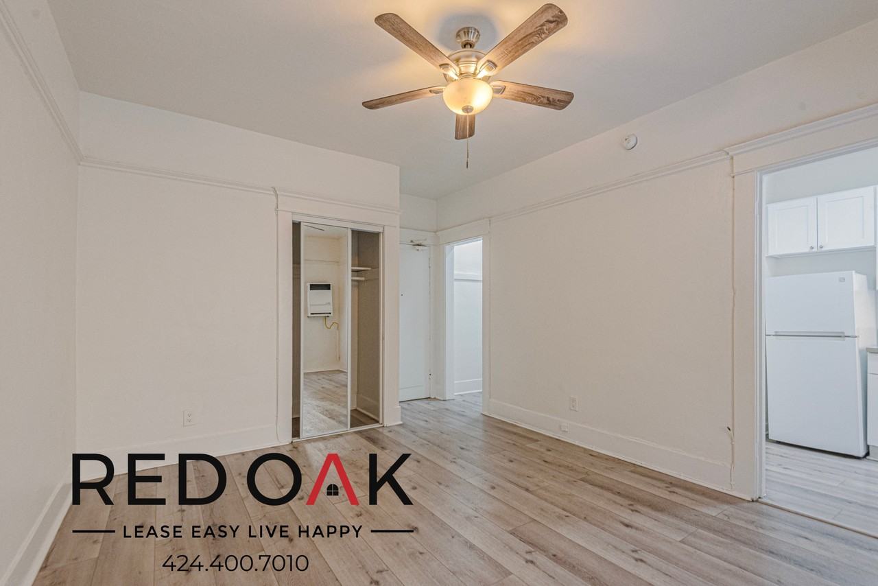 734 Valencia St #205 - Photo 3 of 8