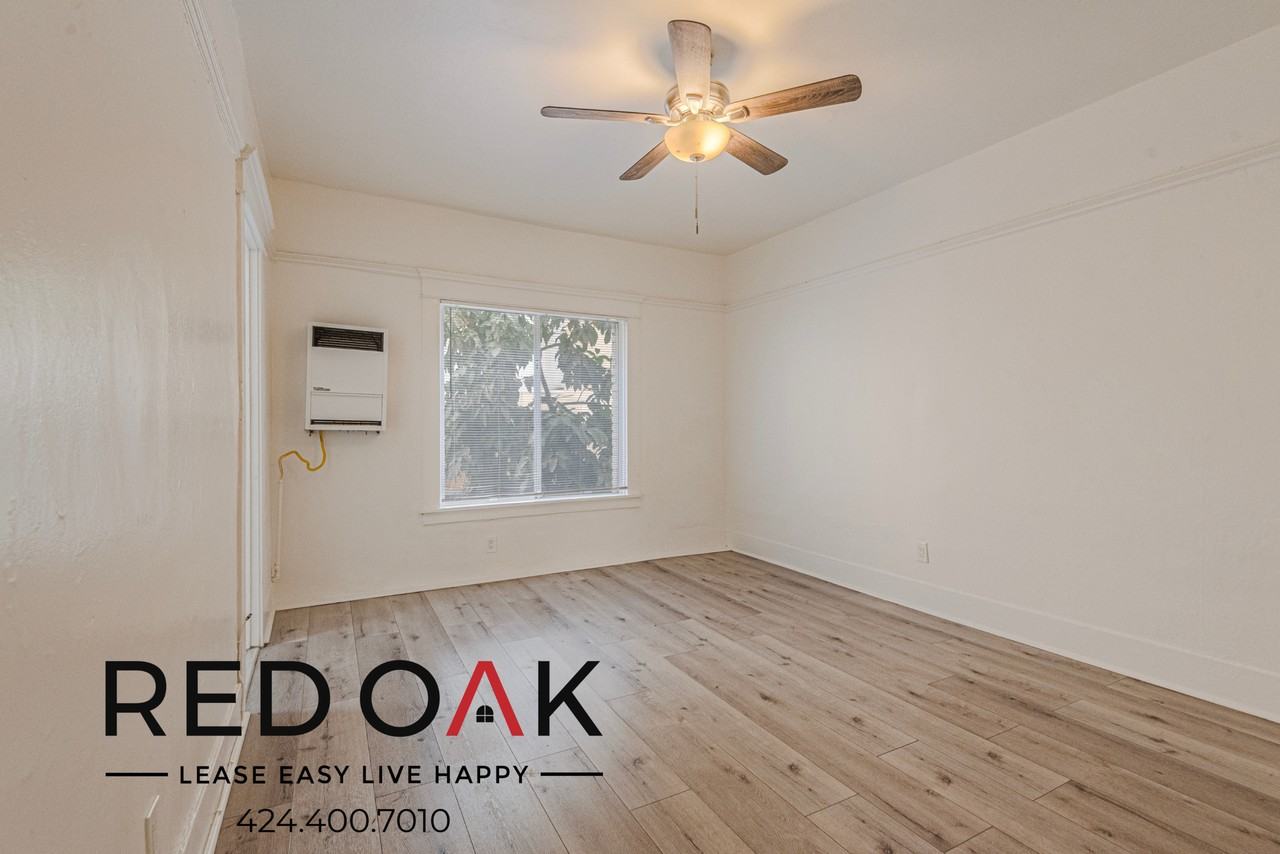 734 Valencia St #205 - Photo 4 of 8
