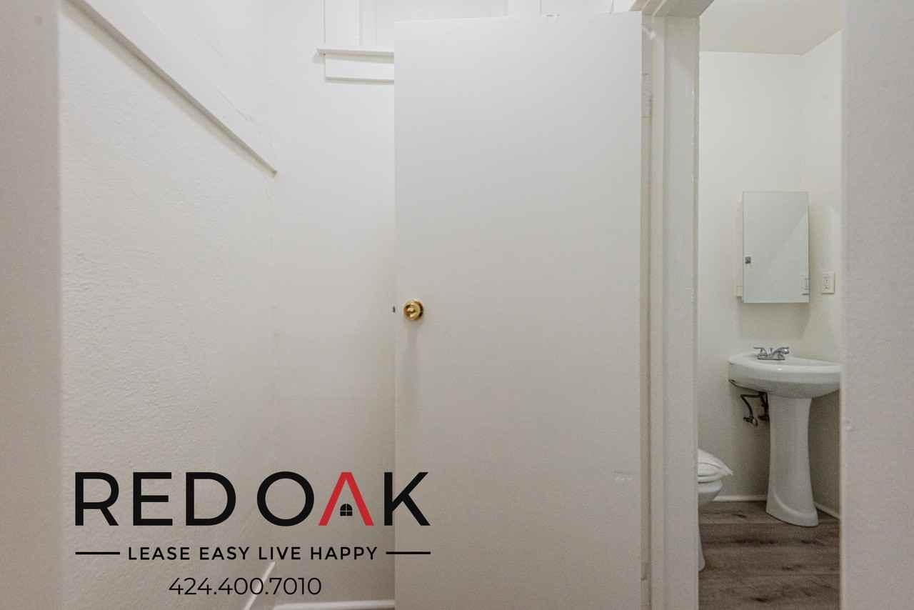 734 Valencia St #205 - Photo 6 of 8