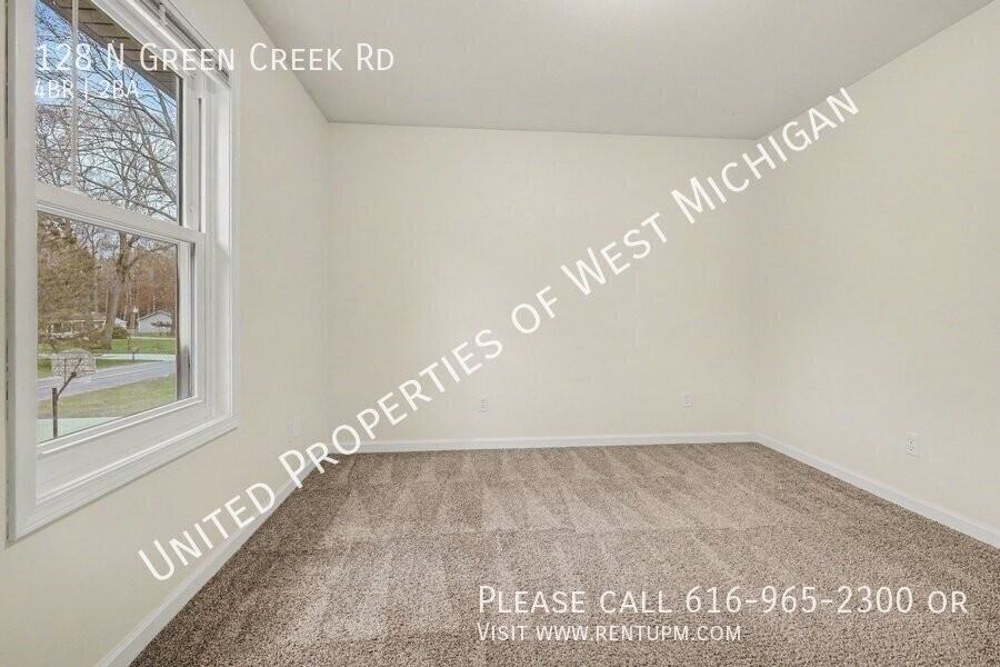 128 N Green Creek Rd - Photo 7 of 18