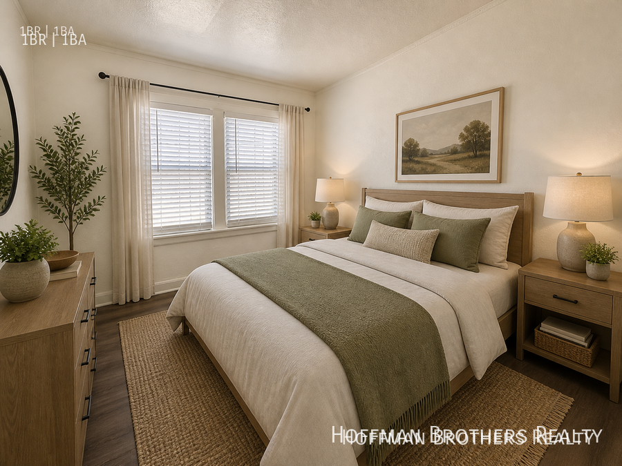 316 1/2 W 50th St - Photo 2 of 5