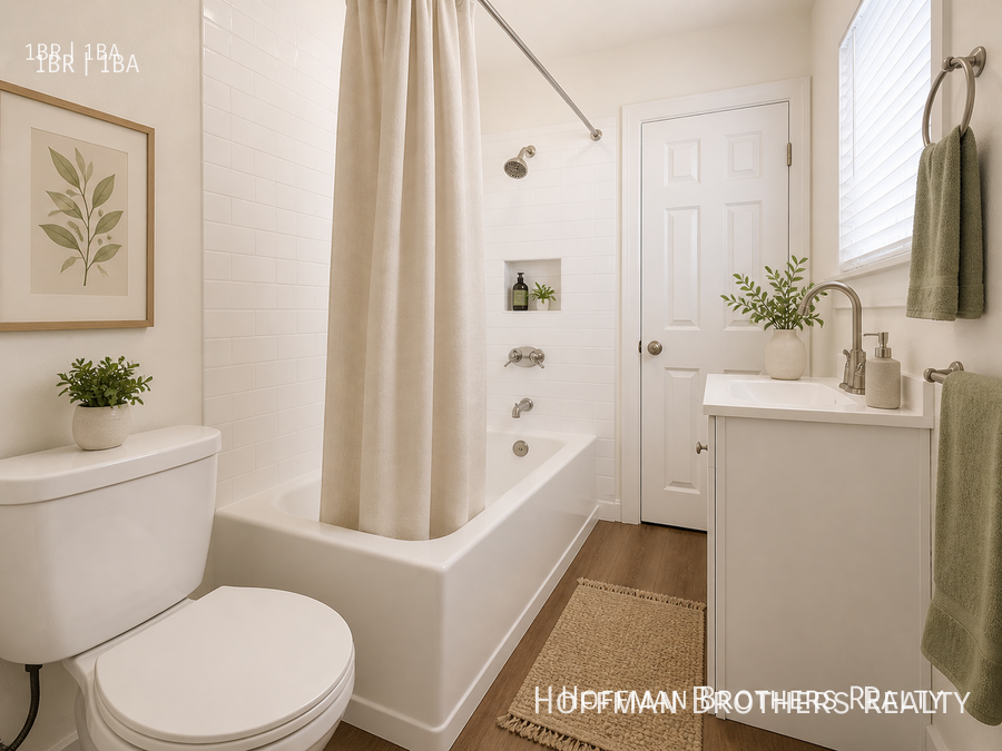 316 1/2 W 50th St - Photo 3 of 5