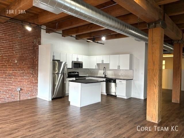 204 Walnut St #305