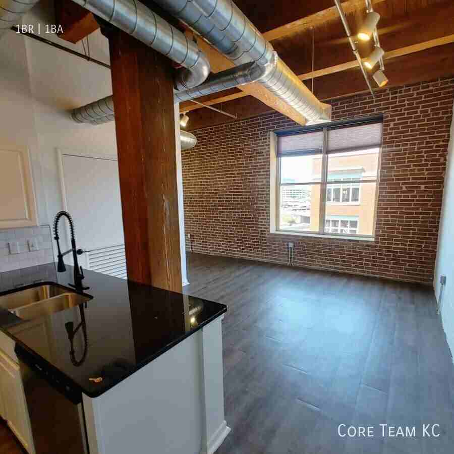 202 W 5th St #203 - Photo 2 of 19