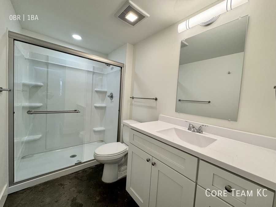3100 Gillham Plz #304 - Photo 4 of 14