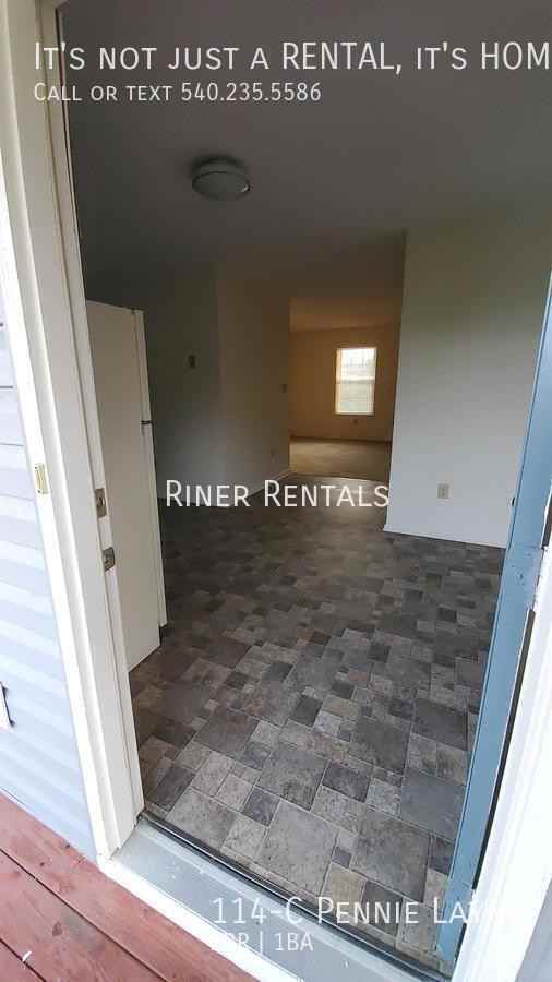 114 Pennie Layne Apt C - Photo 5 of 23