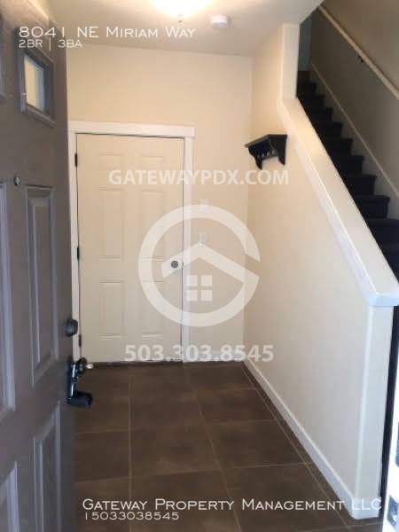 8041 Ne Miriam Way - Photo 3 of 21