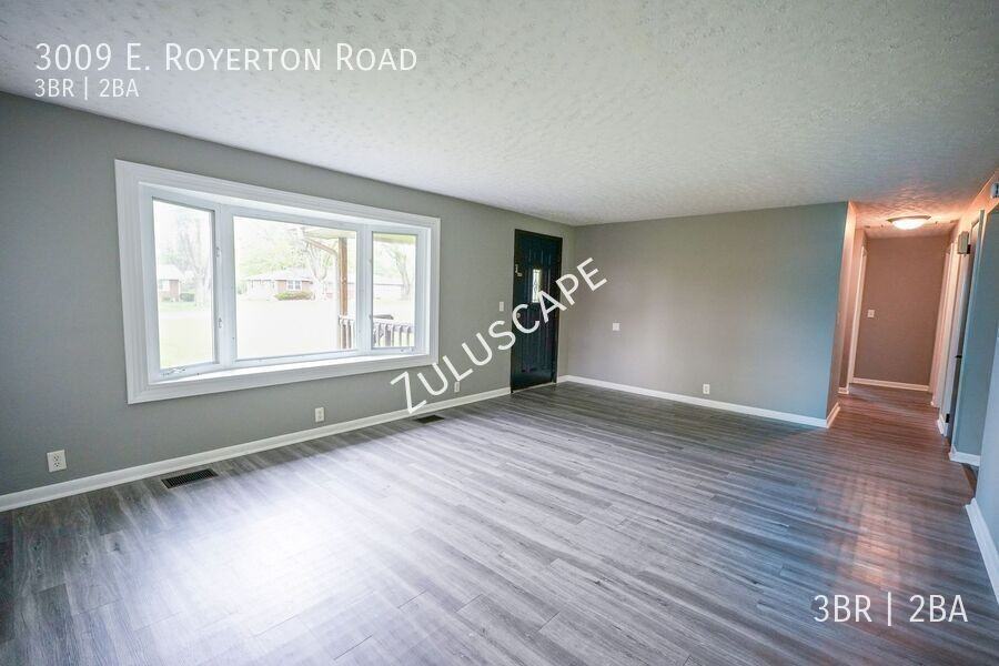3009 E Royerton Rd - Photo 3 of 25