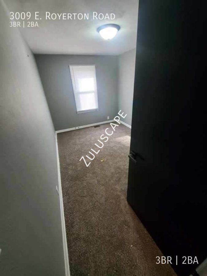 3009 E Royerton Rd - Photo 5 of 25