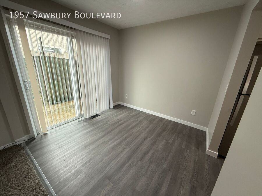1957 Sawbury Blvd - Photo 5 of 20