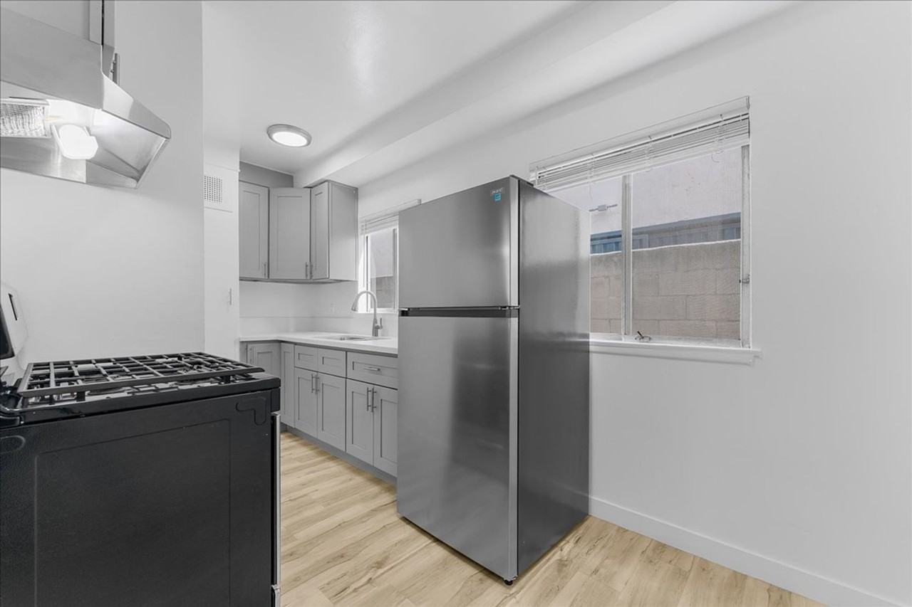 12244 Grevillea Ave #C - Photo 3 of 15