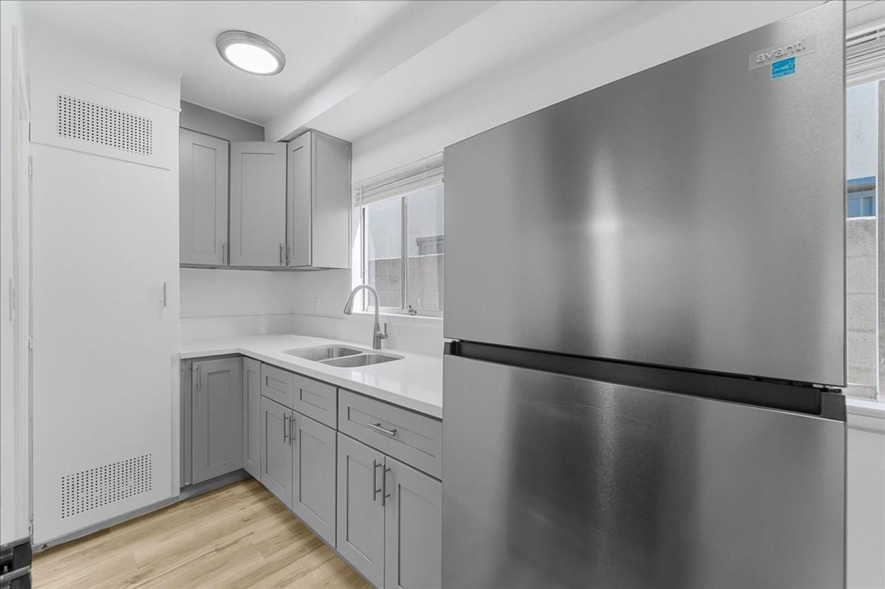 12244 Grevillea Ave #C - Photo 5 of 15