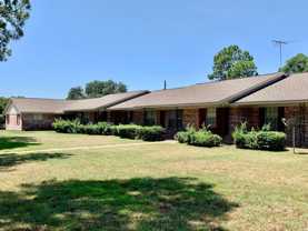 Lamplighter Apartments - Photo 1 of 1