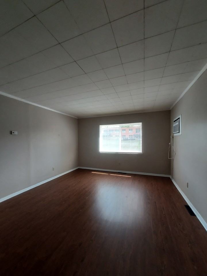 20 S Fulton Ave #3 - Photo 2 of 7
