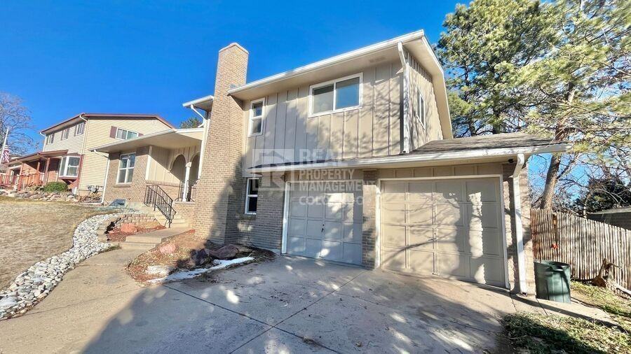 856 S Nelson St - Photo 3 of 28