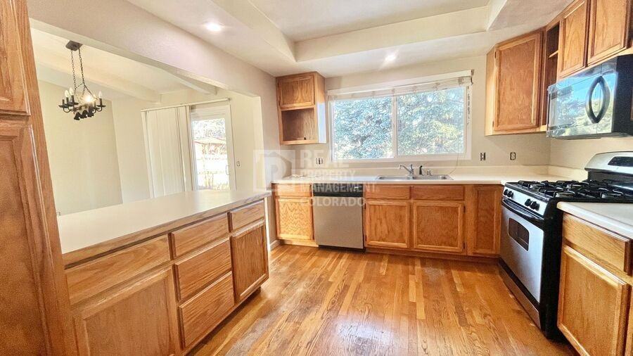 856 S Nelson St - Photo 7 of 28