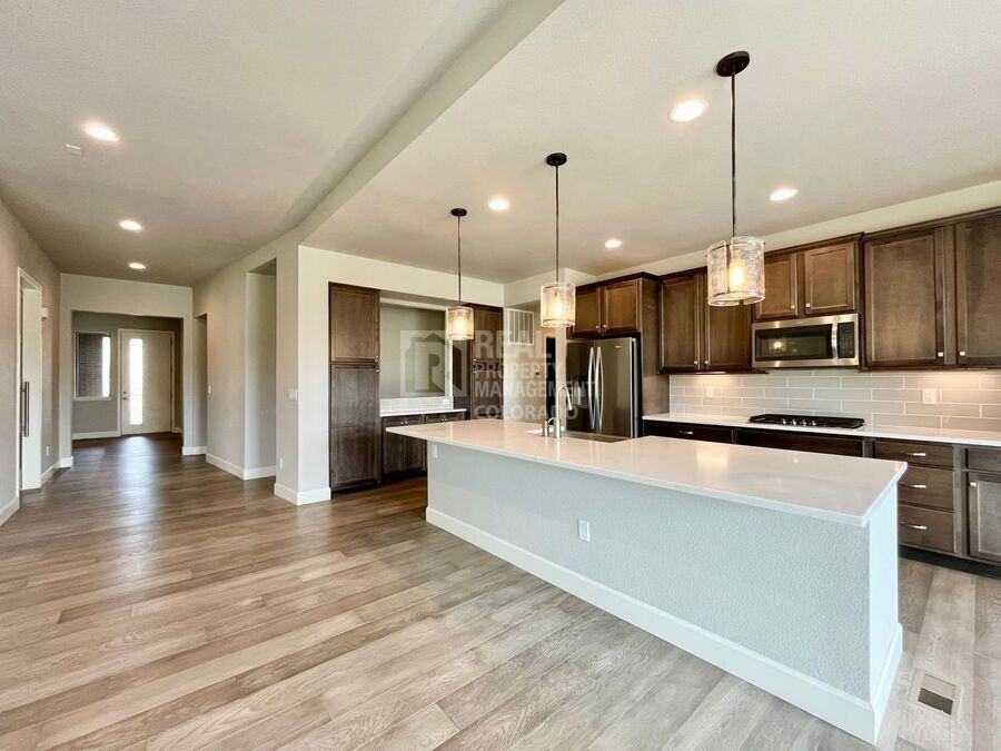 7950 Piney River Ave - Photo 2 of 13