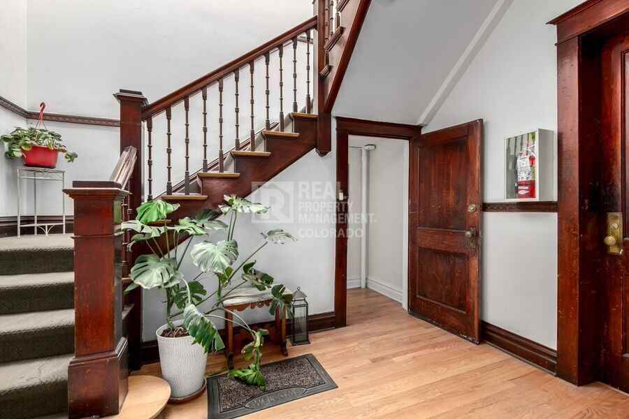 1284 Columbine St #2 - Photo 4 of 21