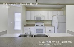 featured image of 803 Bryce Ct #L