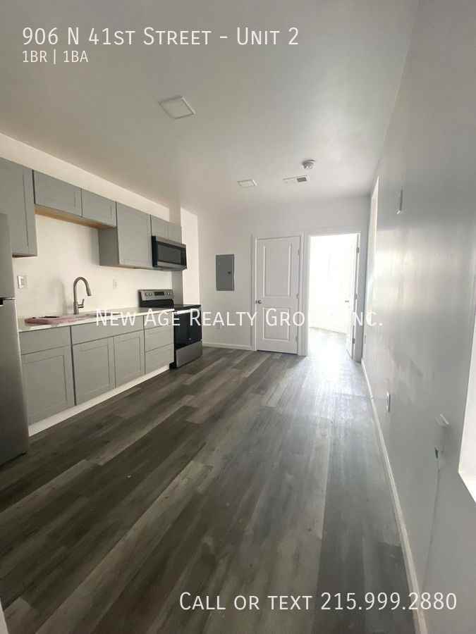 906 N 41st St #2 - Photo 4 of 10