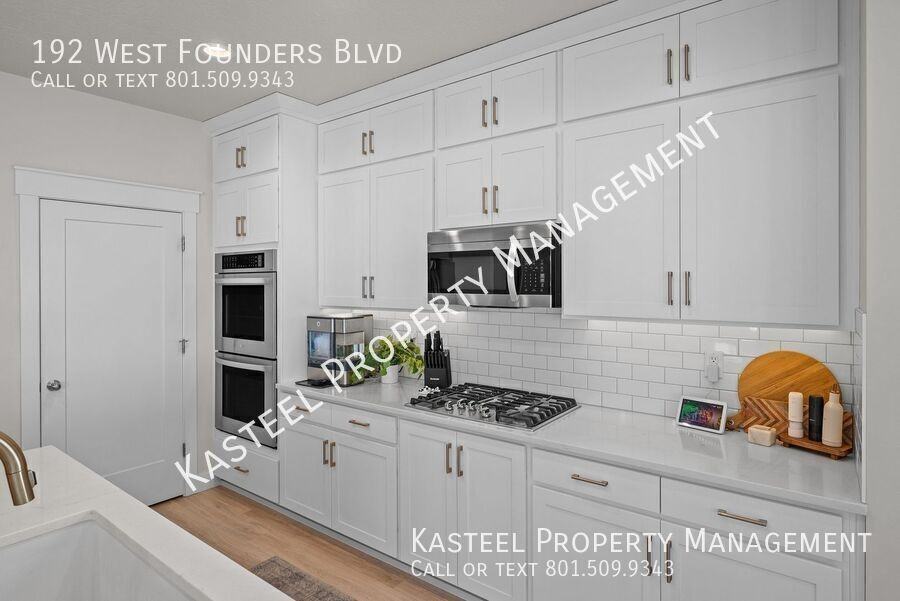 192 W Founders Blvd - Photo 7 of 50