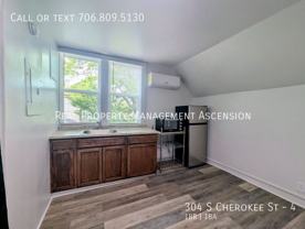 304 S Cherokee St #4 - Photo 1 of 1